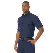 Made with durable, flame-resistant Nomex® IIIA fabric and autoclaved with our proprietary PerfectPress® process to give you a professional appearance that lasts. Featuring a Western-style yoke back.