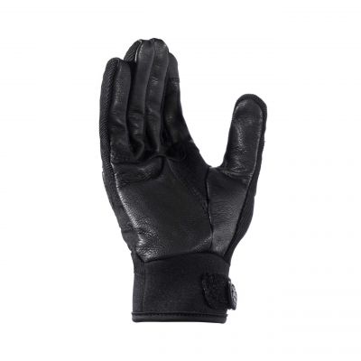 Blauer Fray Glove (GL104) | The Fire Center | Fuego Fire Center | Store | FIREFIGHTER GEAR | FREE SHIPPING | The all-purpose Fray glove is a touchscreen-enabled, no-nonsense duty glove for modern LE pros. Water-repellent but highly breathable stretch fabrics move with your hand, with a pre-curved thumb and fingers for a natural fit.
